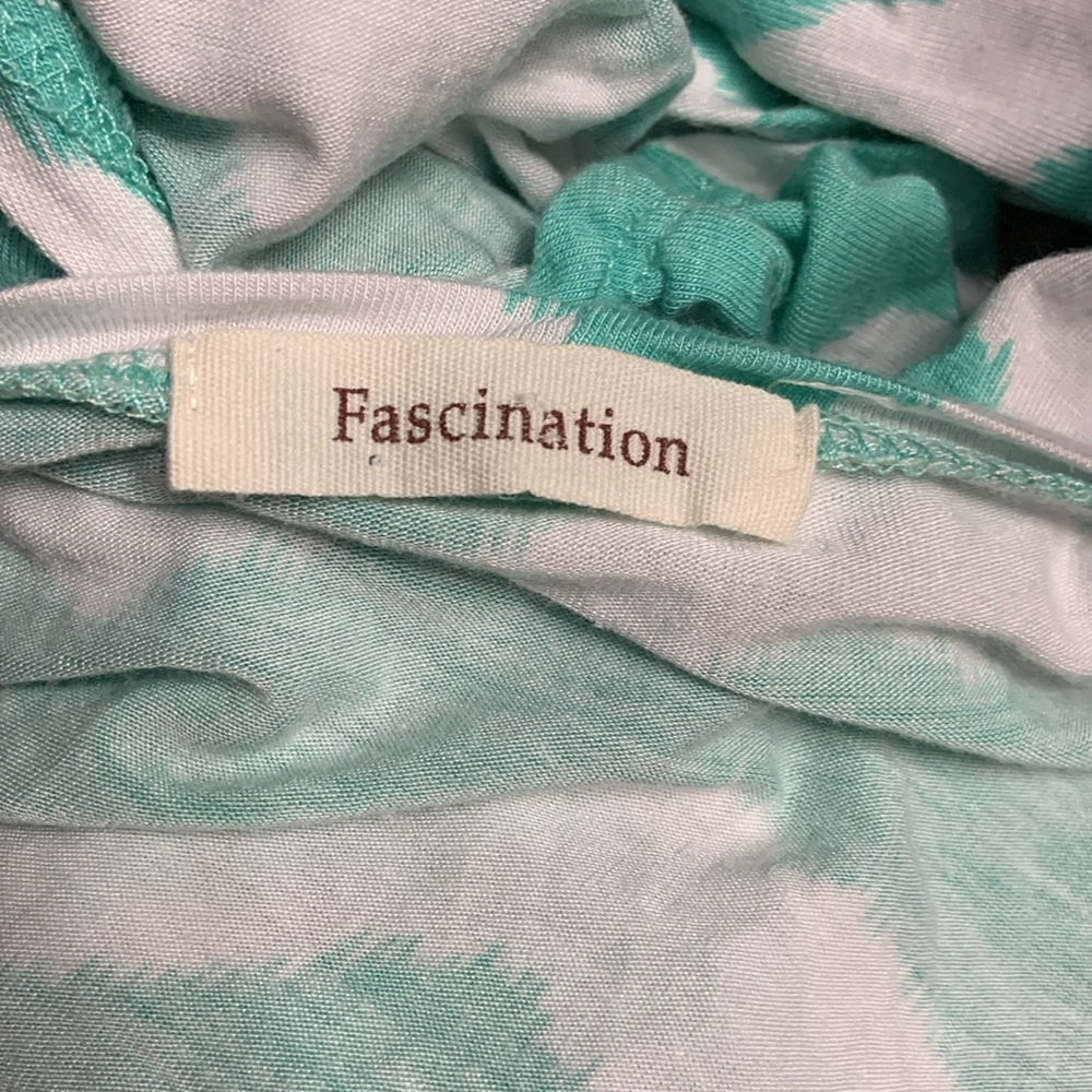Fascination Chevron Top - Picture 4 of 7